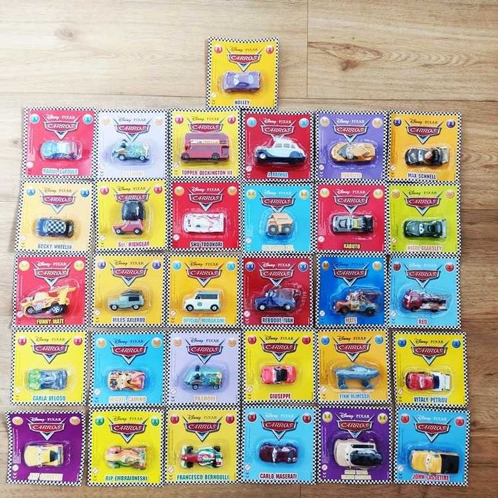 Coleção de 31 Disney Pixar Carros vintage