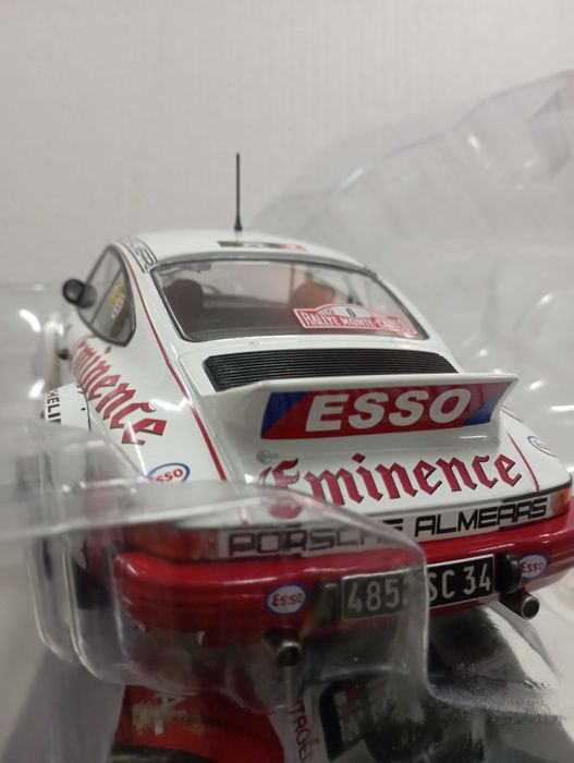 PORSCHE 911 SC 1:18