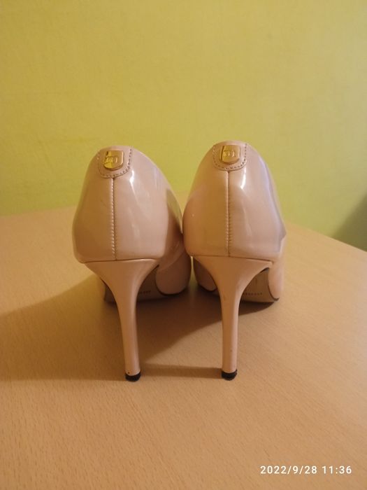 Туфли лодочки женские