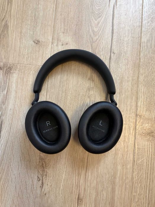 Навушники Sennheiser Accentum Wireless Black в ідеальному стані