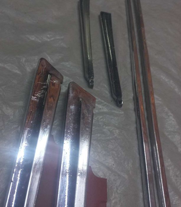 Стрелы молдинги крыльев газ 21 волга люкс