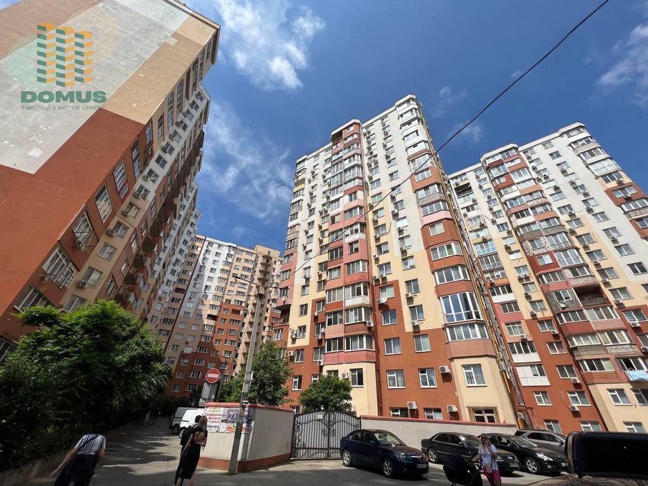 Продам 2 комн в ЖК Радужный. Таирова. Сданный дом. Ремонт!