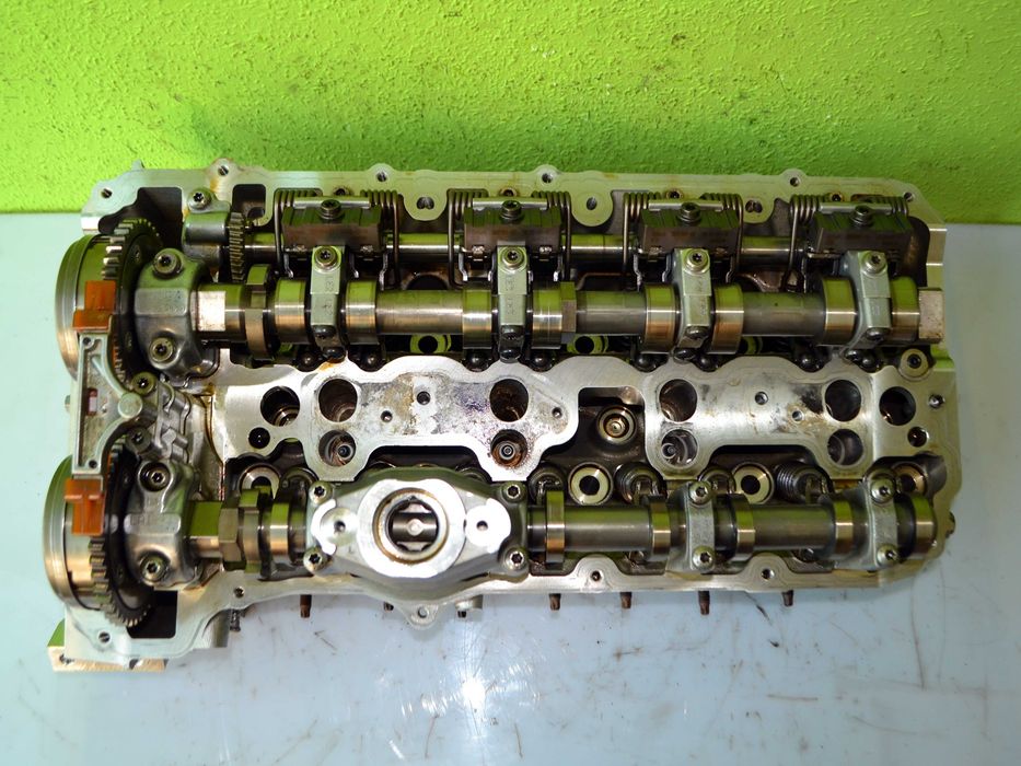 Głowica Silnika BMW G30 M550i xDrive 4.4 V8 32V TWIN POWER 2017r