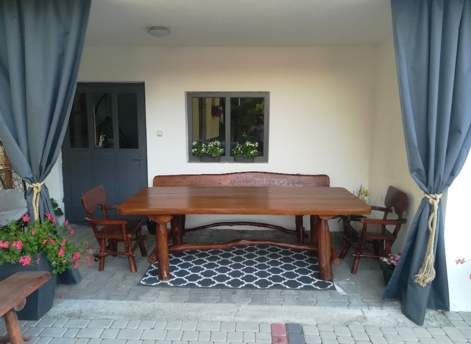 Meble ogrodowe dębowe
