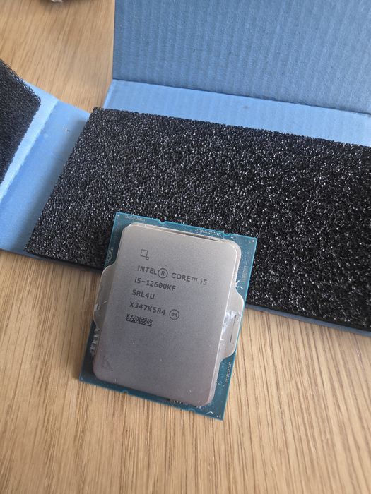 Intel Core i5 12600kf