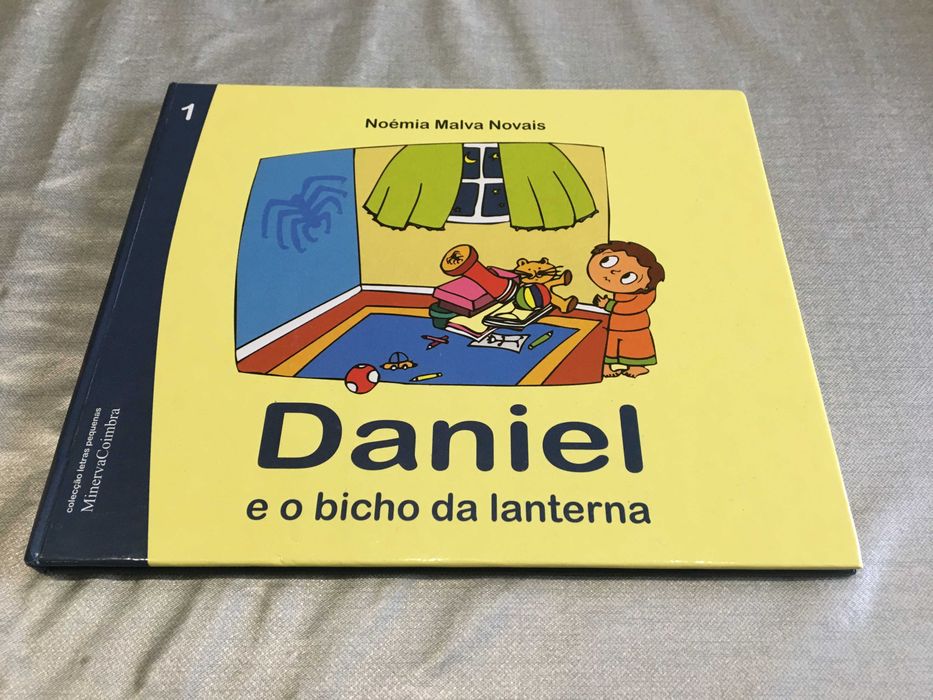 Livros infantis Disney Barbie Bambi fábulas