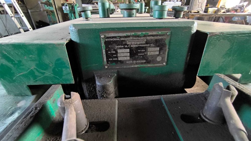 Profilarka mechaniczna do blach TK-03 Termowent