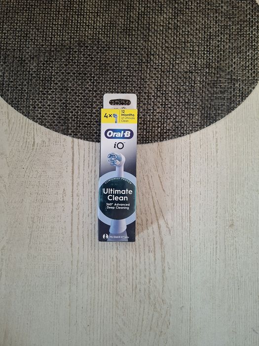 Oral-B iO Ultimate Clean 4sztuki białe