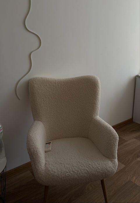 Продам 2 кресла юск