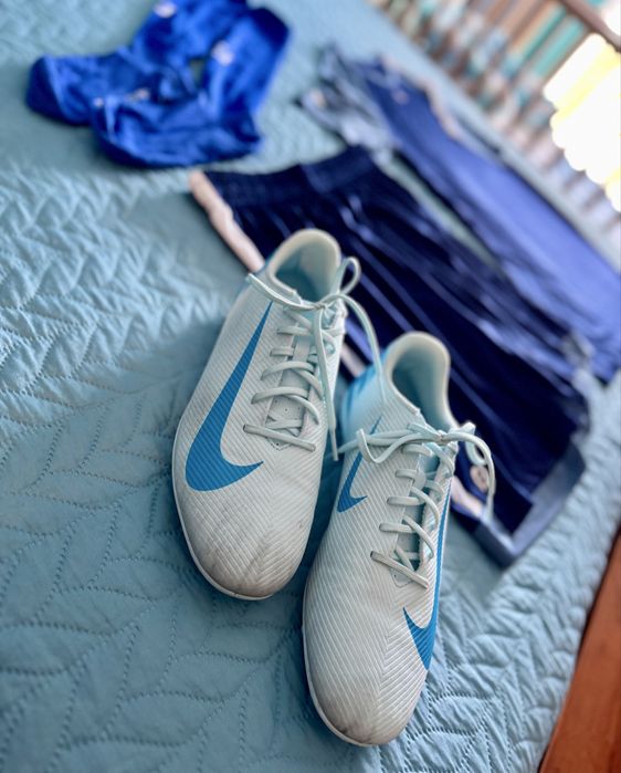 Equipamento Futebol + chuteitas