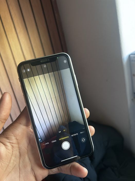 iPhone 11 de boa qualidade