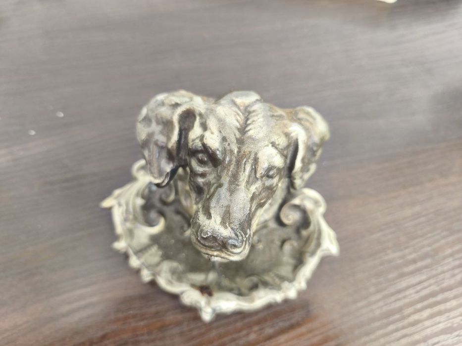 продам попільничк "Собачка голова"