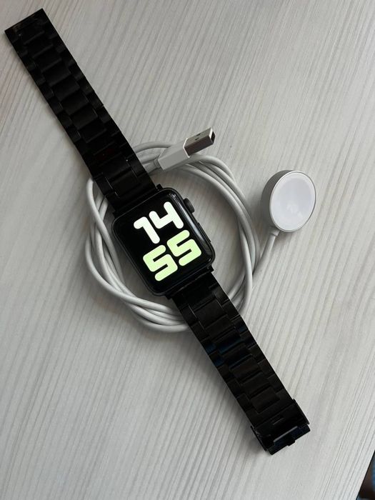 Apple Watch 3 42 состояние отличное