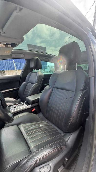 Vendo Peugeot 508 Híbrido 2.0, com 200 cv, caixa automática e motorização híbrida diesel, banco de Couro, Pneus Novos, e Revisao em Dia. foto 5