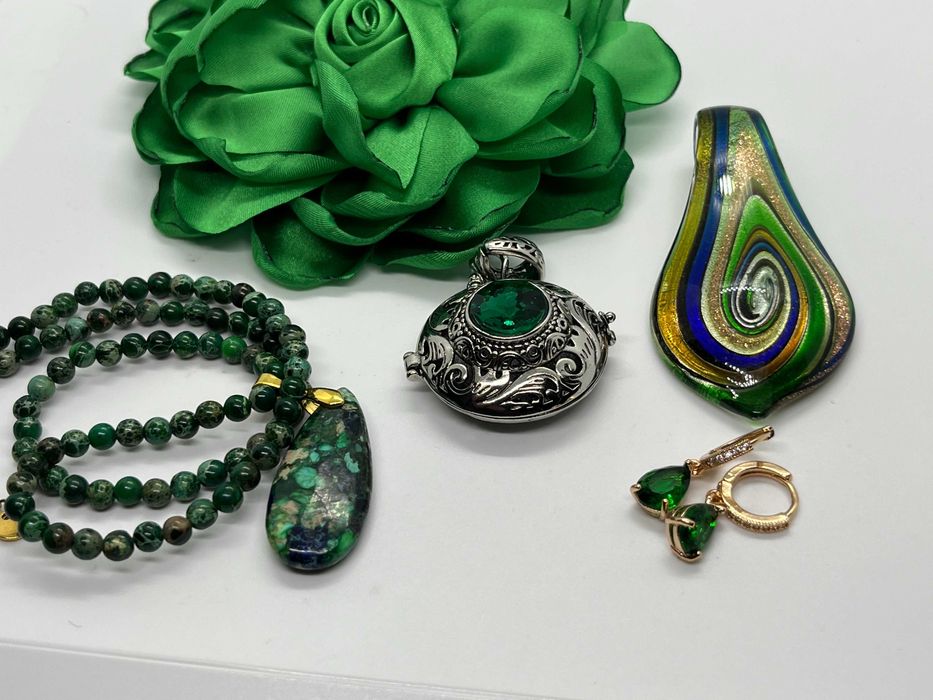 Zielony zestaw mix biżuterii