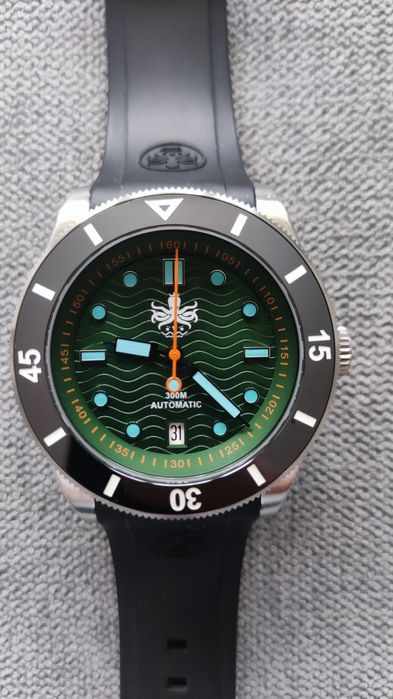 Phoibos Wave Master 300m