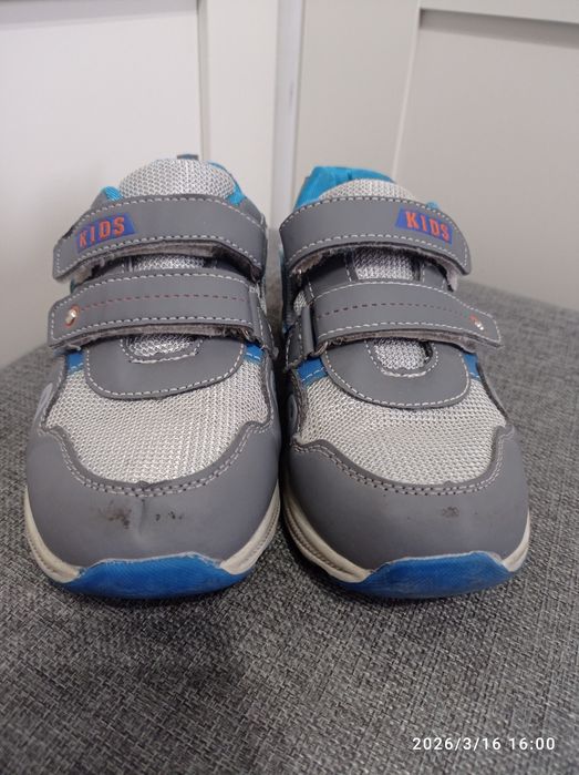 Buty 31 sportowe na rzepy chłopięce wiosenne
