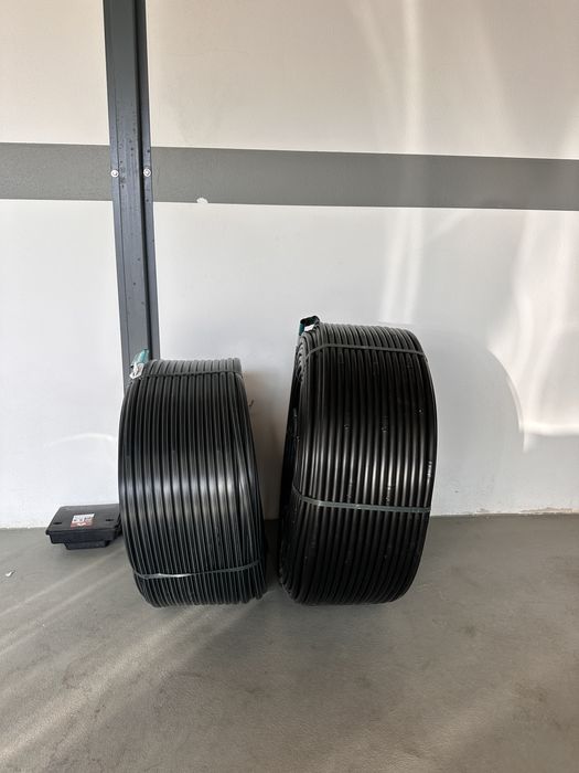 Tubo de irrigação por gotejamento