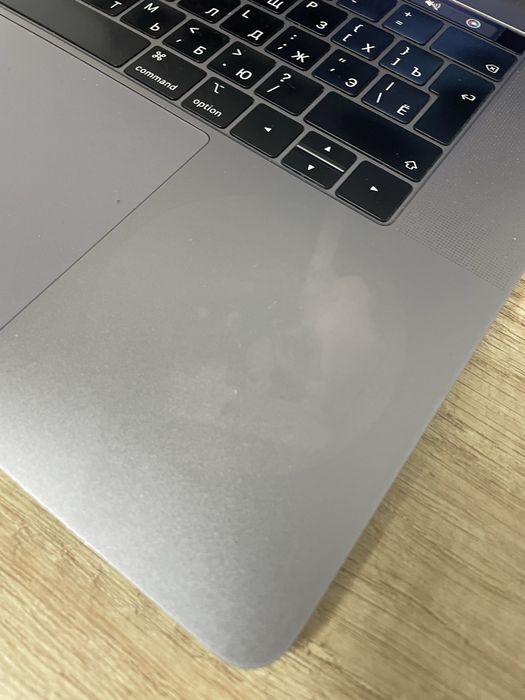 MacBook 15 Pro A1990 i7 SSD 256 озп 16