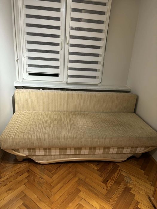 Beżowa sofa za darmo