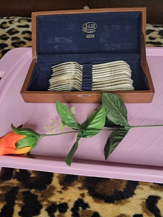 Вилки ЗИШ МНЦ 2- 20 мельхиор: 1 700 грн. - Коллекционирование