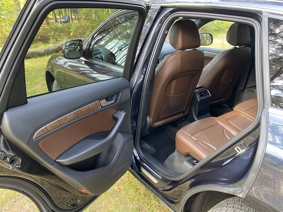 Продам Audi Q5 2.0