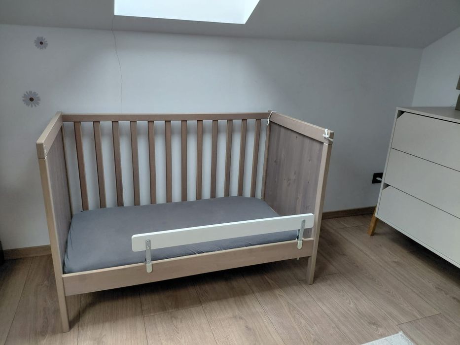 Łóżko ikea sundvik