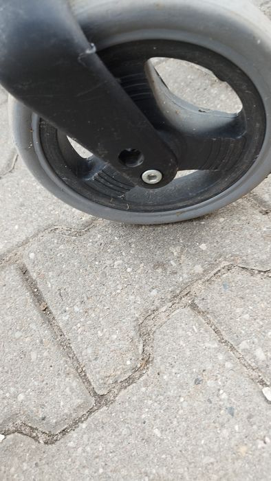 Przednie koło.kołko  do wózka inwaludzkiego