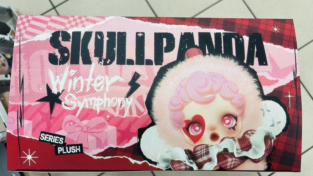 М'яка іграшка сюрприз брелок Вакуку 1 та 2 сезон , SKULLPANDAWakuku