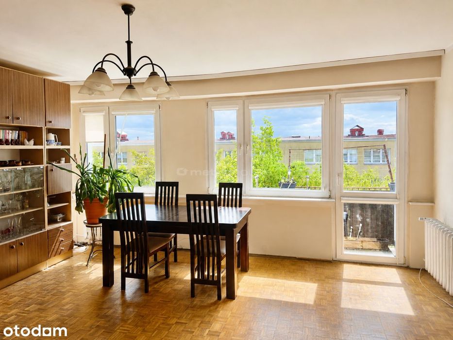 Rozkładowe 3 pokoje  jasny salon  balkon