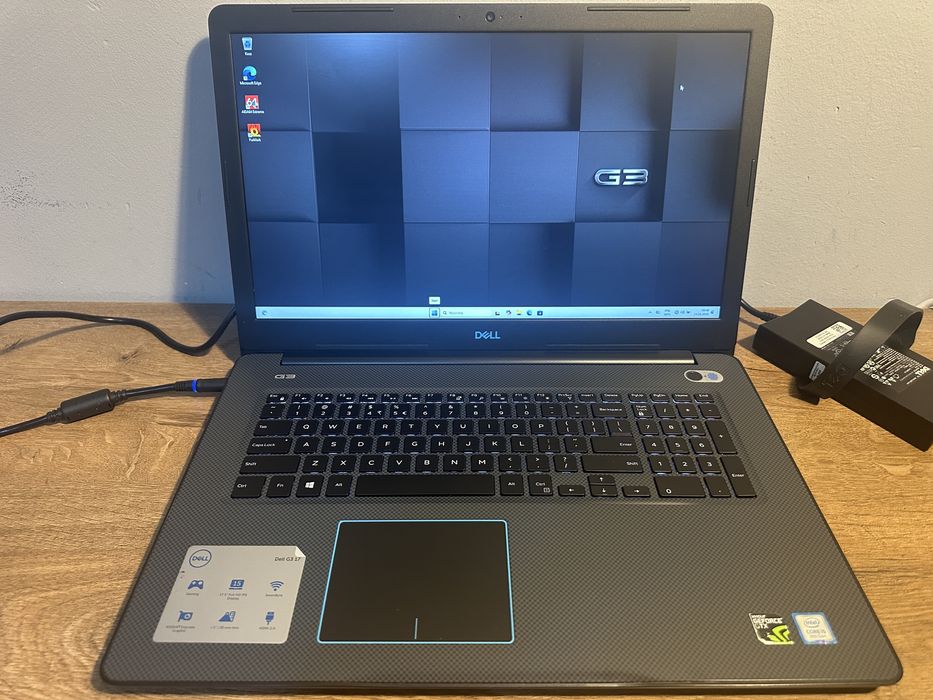 Продам игровой ноутбук DELL 17.3/i5-8300H/gtx 1060 6gb