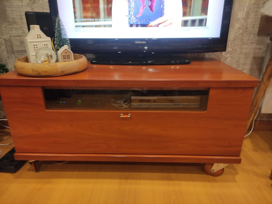 Móvel TV em cerejeira