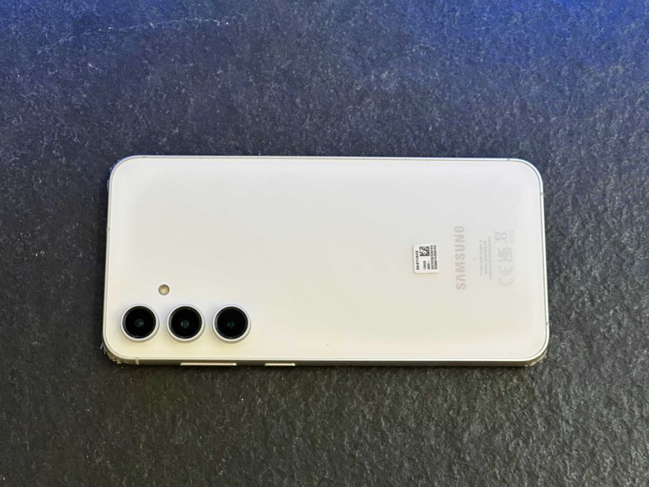 Samsung Galaxy S23 FE 5G 8/128GB Beżowy / RATY