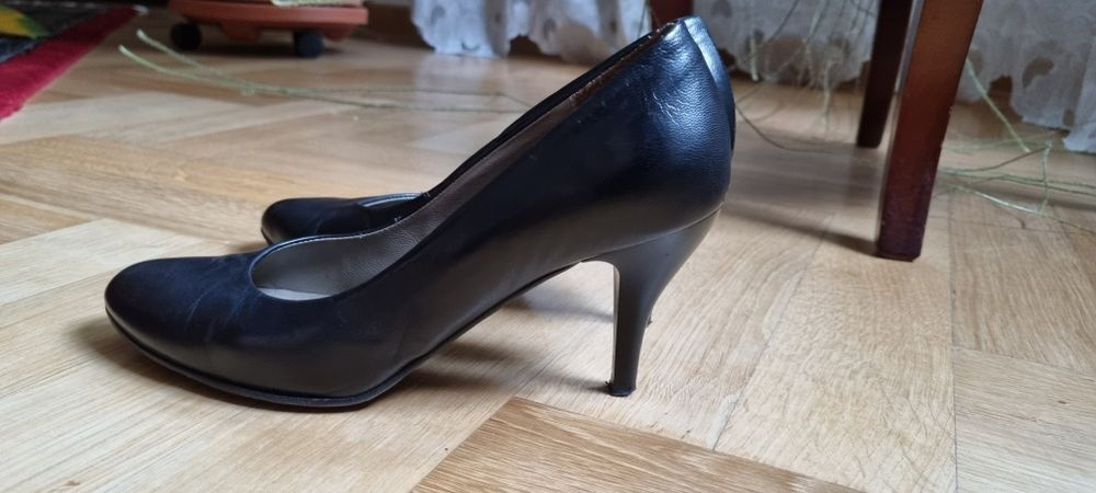 Czółenka Szpilki Ryłko Estima r. 35