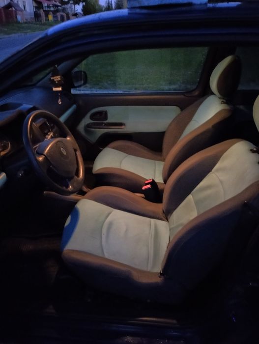 Renault Clio 2 z LPG  osoba prywatna