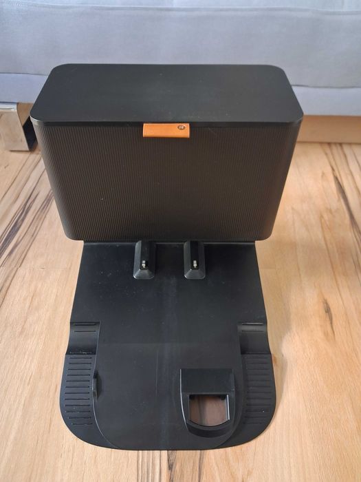 iRobot Roomba J9+ ze stacją Clean Base