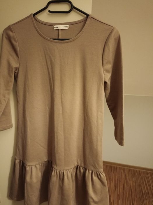 Sukienka młodzieżowa