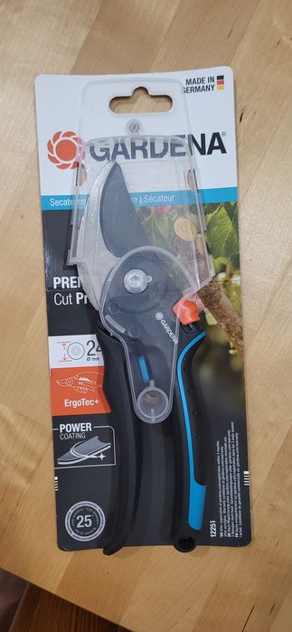 Секатор Gardena 24 mm