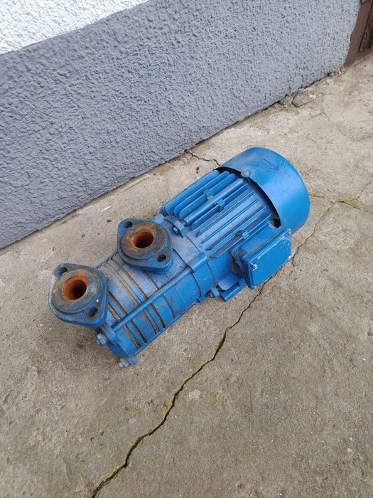 Hydrofor trójfazowy