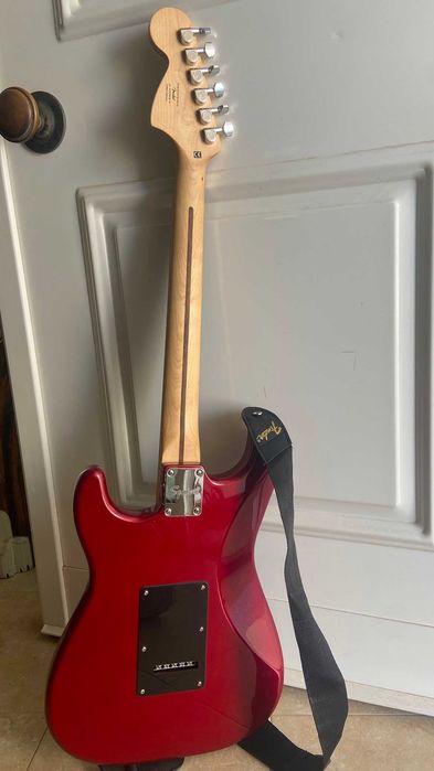 Guitarra Elétrica Fender Squier Stratocaster + Amplificador - Como Nova