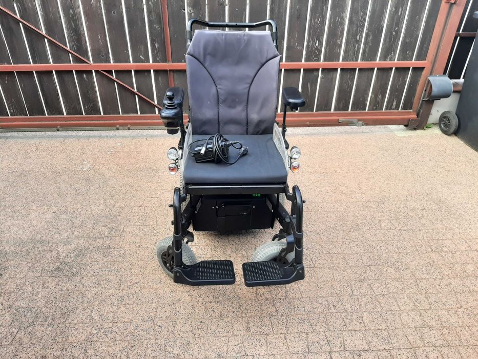 Wózek inwalidzki elektryczny Otto Bock B400