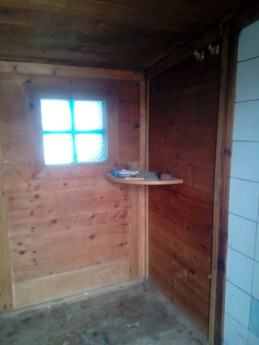 Продам два  приватизированных  земельных участка на одном участке доми