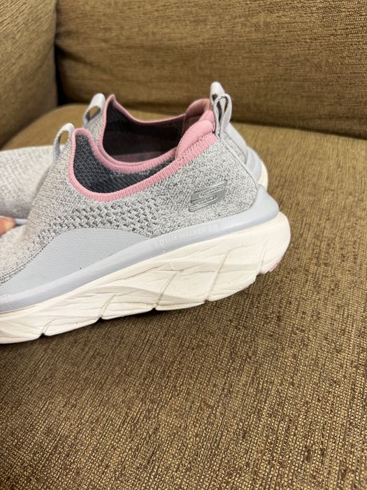 Кроссовки Skechers