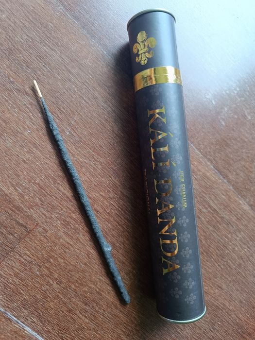 Incenso kálí-danda