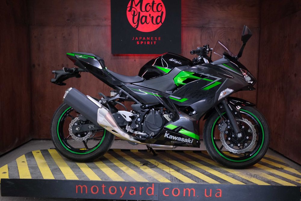 Kawasaki  Ninja 400 із Японії