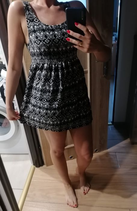 Krotka sukienka boho