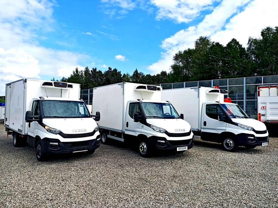 Iveco 35C13 Chłodnia FRC Winda Boczne Drzwi  Iveco 35C13  Chłodnia Pulsor 400 Winda Przebieg Udokomentowany