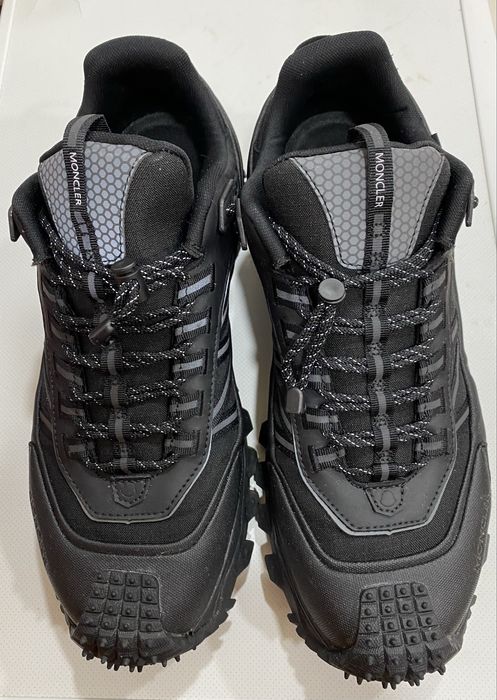 MONCLER кроссовки ботинки.