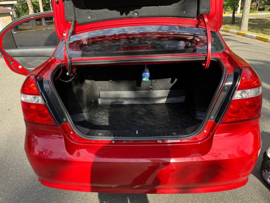 Shevrolet Aveo  1.5 корея