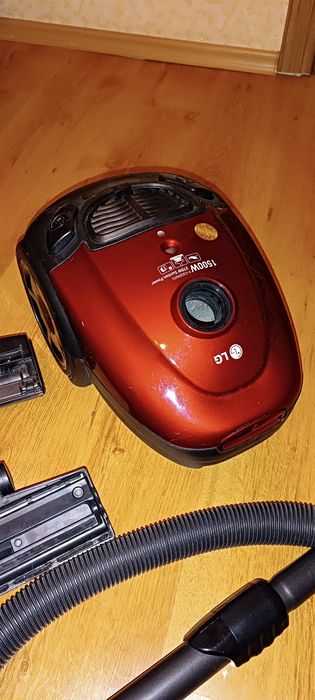 Пилосос LG v-c 3G51NTU